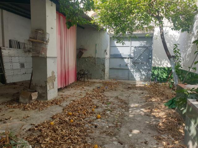 Casa en venta en Utrera, Andalucía