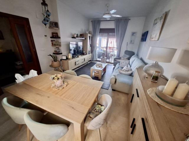 Casa en venta en Brenes, Andalucía