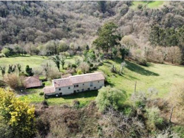 Casa en venta en Espiniella, Siero