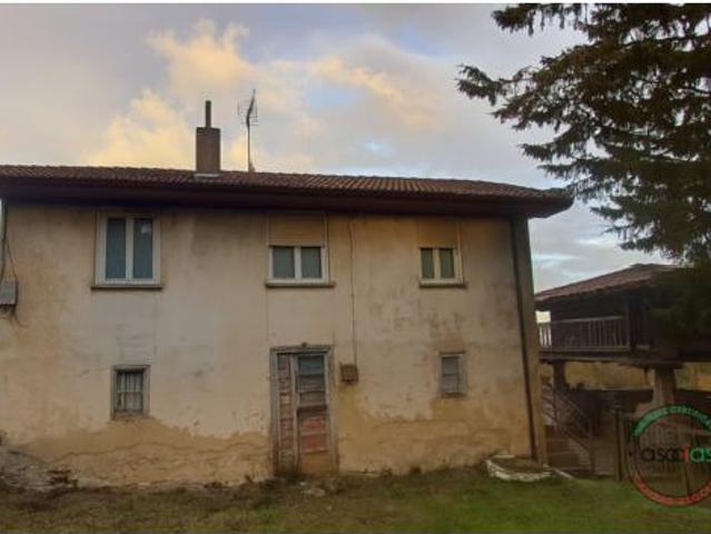 Casa en venta en Oviedo, Asturias