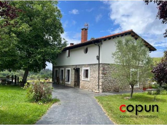 Casa en venta en Granda, Siero