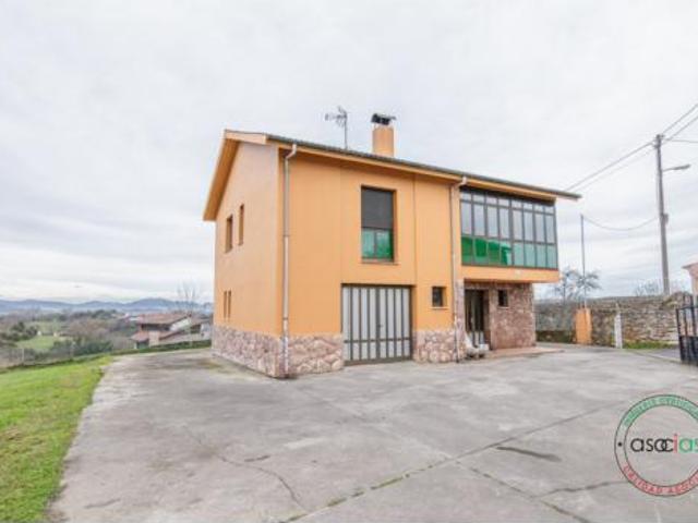 Casa en venta en Roces, Oviedo