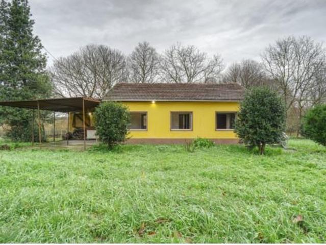 Casa en venta en Cira, O Deza
