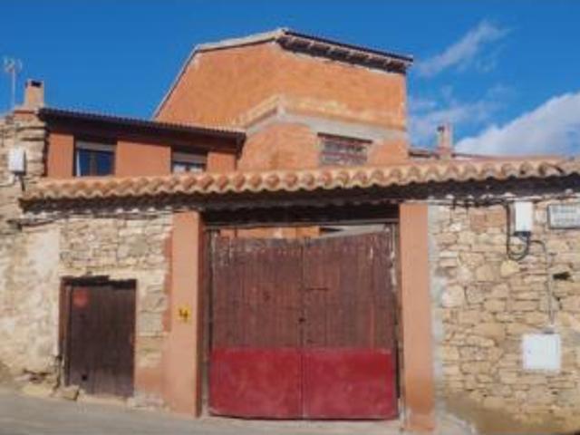 Casa en venta en Allueva, Aragón