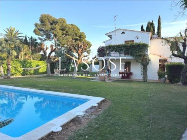 Casa en venta en Terramar, Garraf