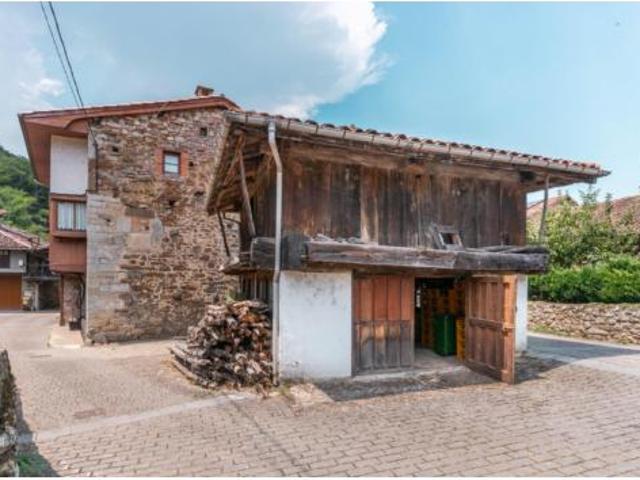 Casa en venta en Sobrescobio, Asturias