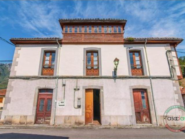 Casa en venta en Sobrescobio, Asturias
