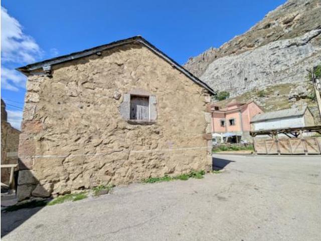 Casa en venta en El Vaḷḷe / Valle de Lago, Somiedo