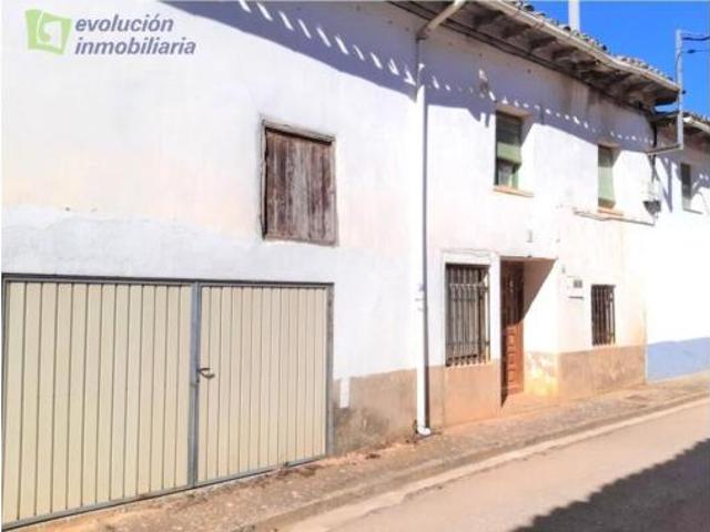 Casa en venta en Sotresgudo, Castilla y León