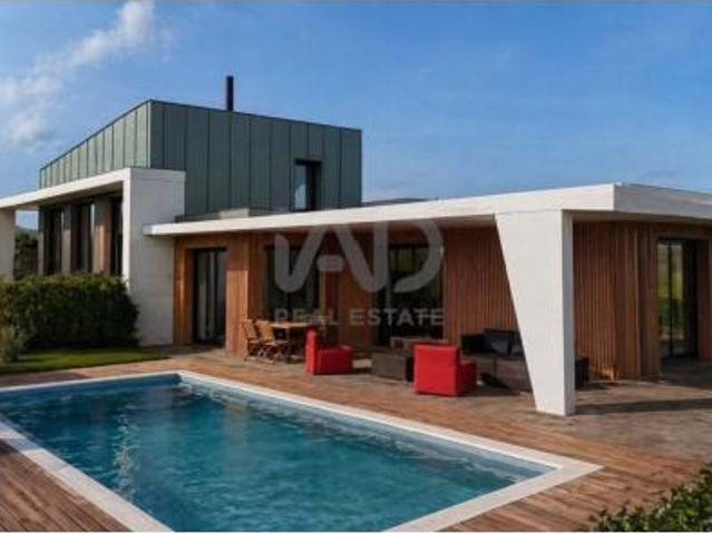 Casa en venta en Hinojedo, Suances