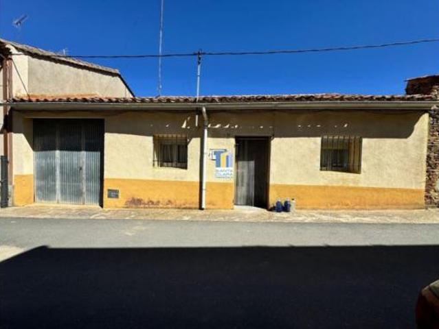 Casa en venta en Tábara, Castilla y León