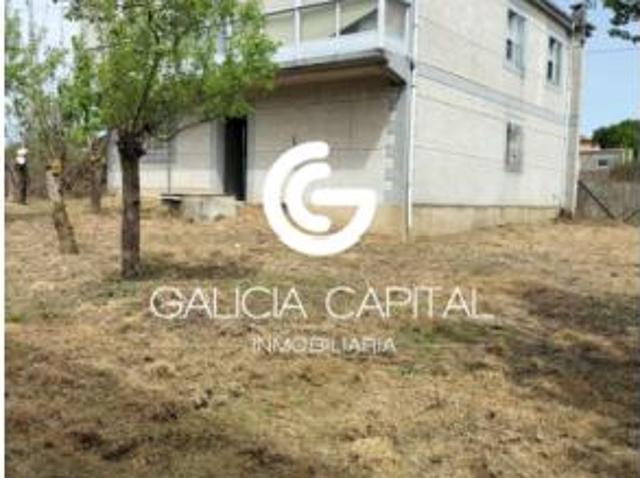 Casa en venta en Chantada, Galicia