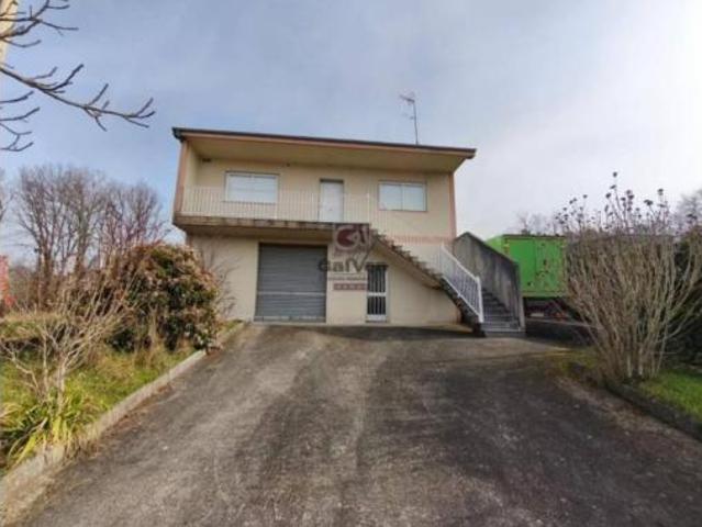 Casa en venta en Ourense, Galicia