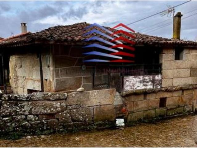 Casa en venta en Ourense, Galicia