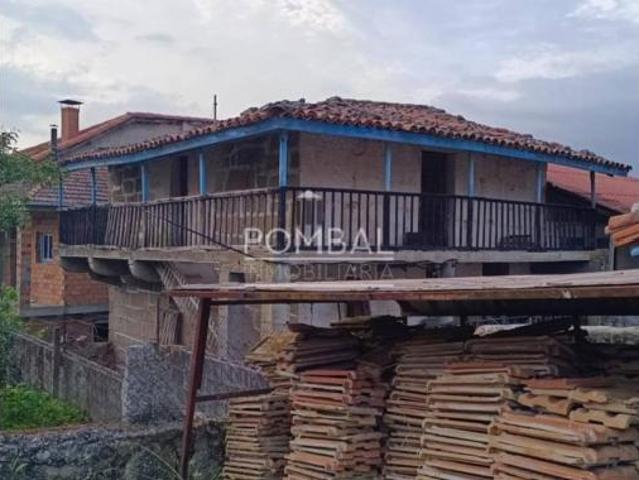 Casa en venta en Ourense, Galicia