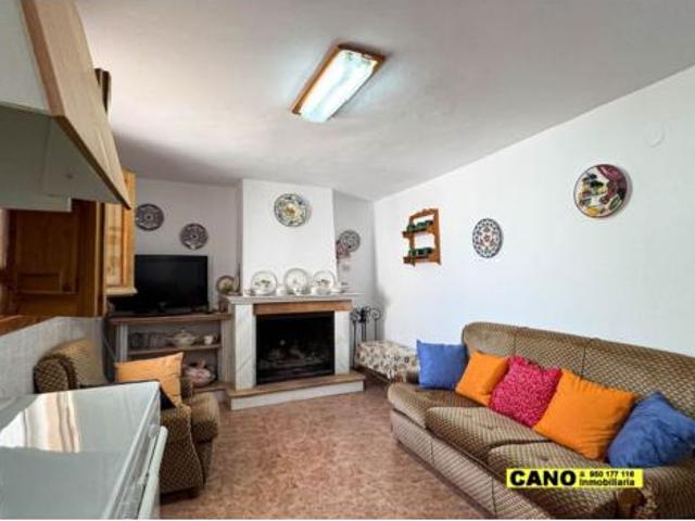 Casa en venta en Tahal, Andalucía