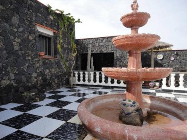 Casa en venta en Nazaret, Teguise