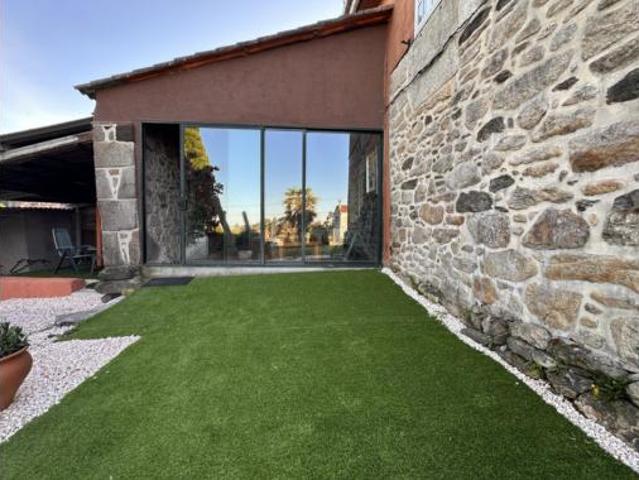 Casa en venta en Luou, Santiago