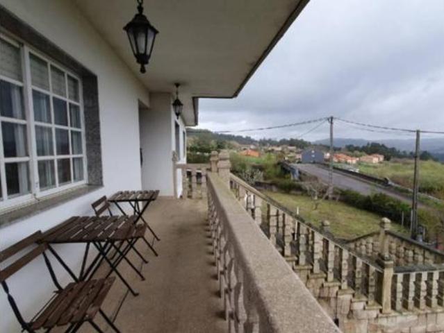 Casa en venta en Teo, A Ribeira