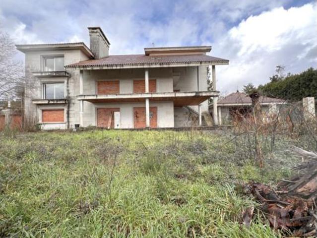 Casa en venta en Oza, Santiago