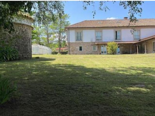 Casa en venta en Cacheiras, Santiago