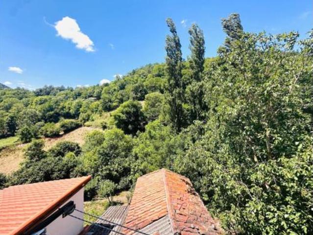 Casa en venta en Teverga