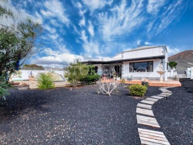Casa en venta en Tías, Canarias