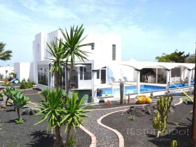 Casa en venta en Lanzarote, Tías