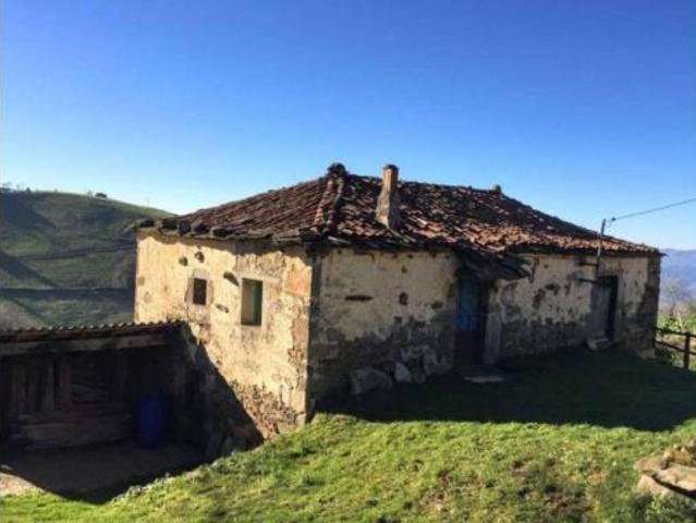 Casa en venta en Tineo, Asturias