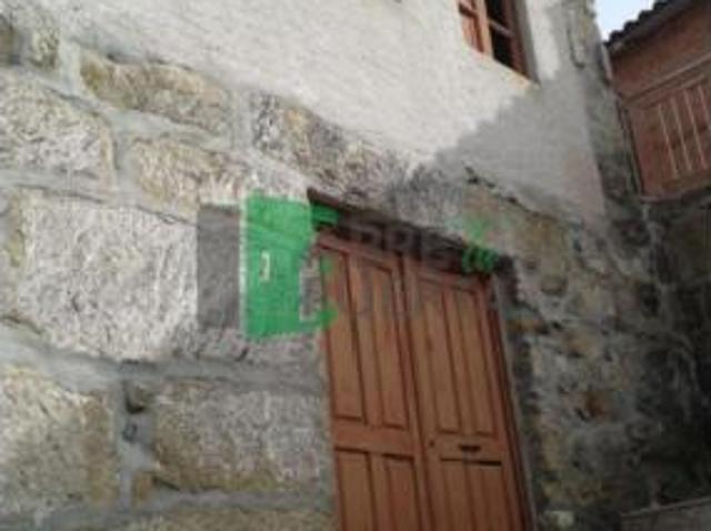 Casa en venta en Ourense, Galicia
