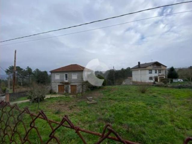 Casa en venta en Ourense, Galicia