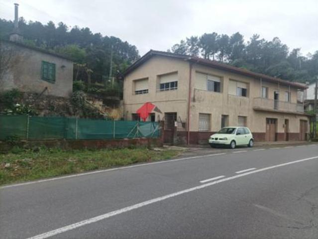 Casa en venta en Ourense, Galicia
