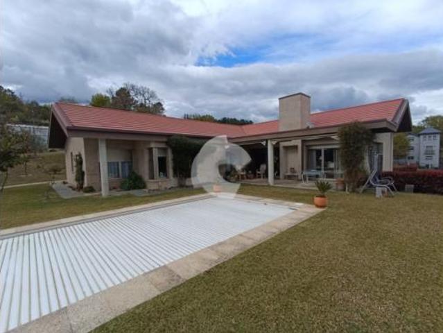 Casa en venta en Ourense, Galicia