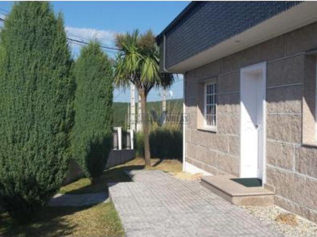 Casa en venta en Ourense, Galicia