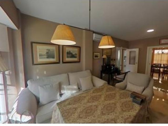 Casa en venta en Tomares, Andalucía