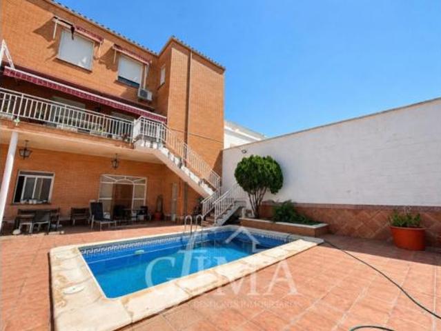 Casa en venta en Tomelloso, Castilla-La Mancha