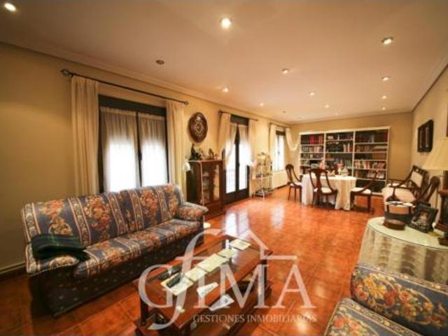 Casa en venta en Tomelloso, Castilla-La Mancha