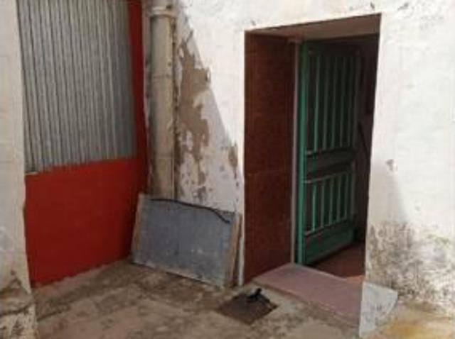 Casa en venta en Allueva, Aragón