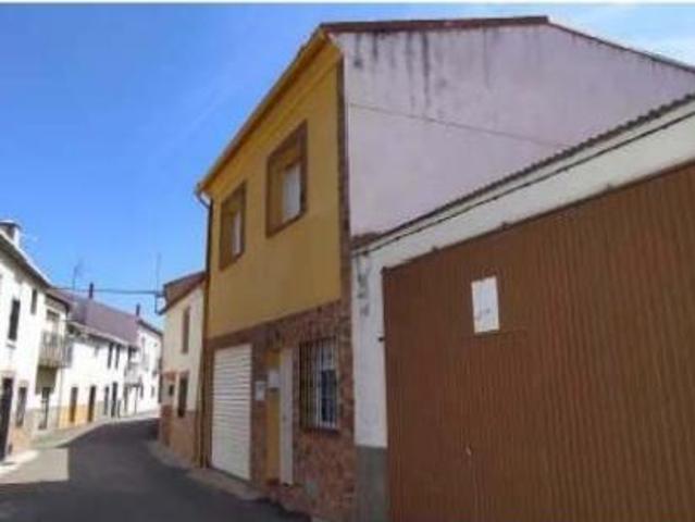Casa en venta en Torre De Santa María, Extremadura