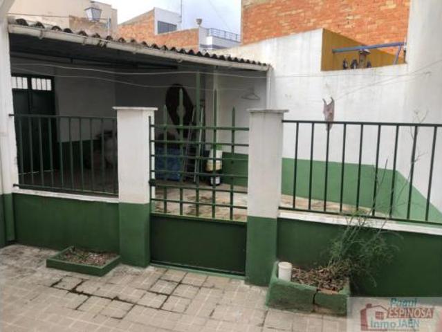 Casa en venta en Torredonjimeno, Andalucía