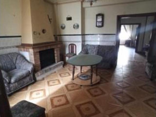 Casa en venta en Torredonjimeno, Andalucía