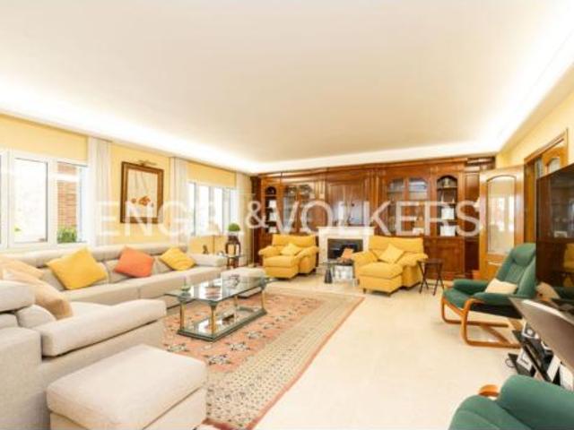 Casa en venta en Los Robles, Torrelodones