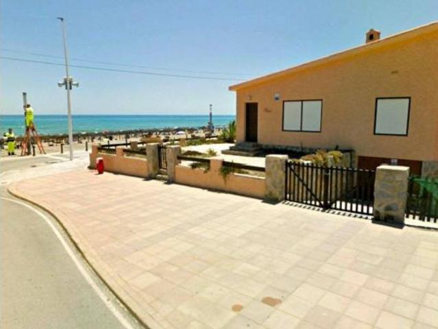 Casa en venta en La Mata, el Baix Segura / La Vega Baja