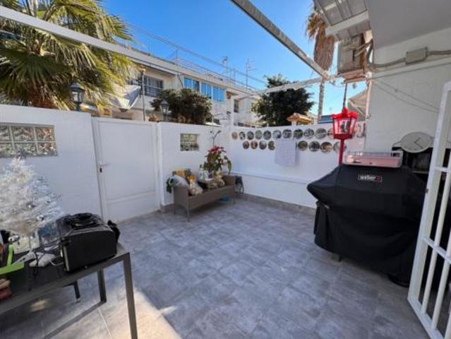 Casa en venta en Torrevieja, Urbanización Los Ángeles