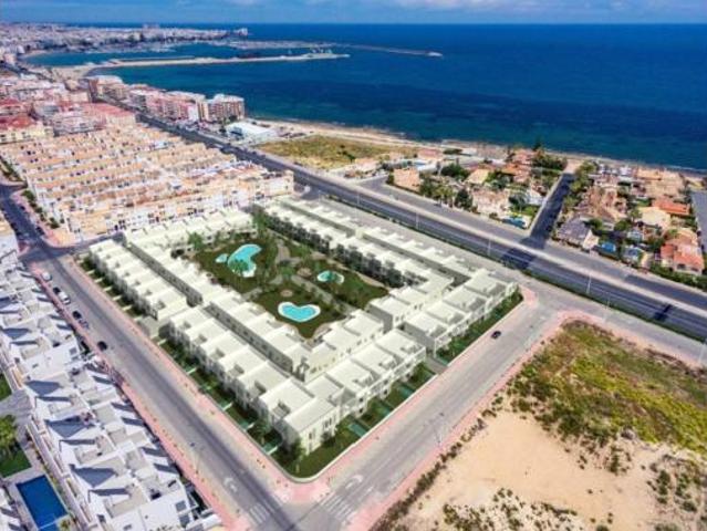 Casa en venta en El Paraiso, Torrevieja