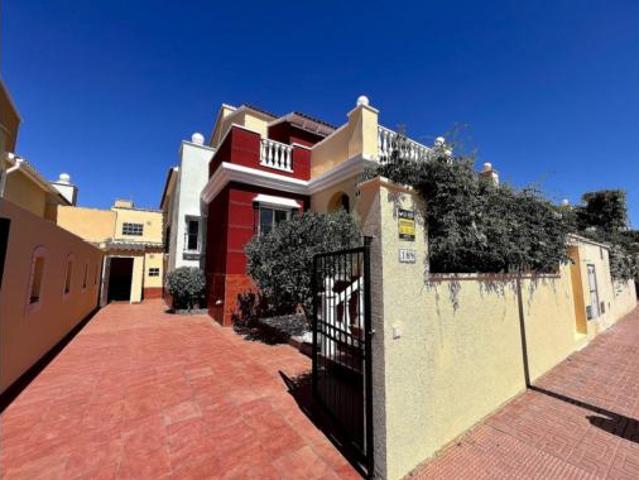 Casa en venta en Cabo Cervera-Playa la Mata, el Baix Segura / La Vega Baja