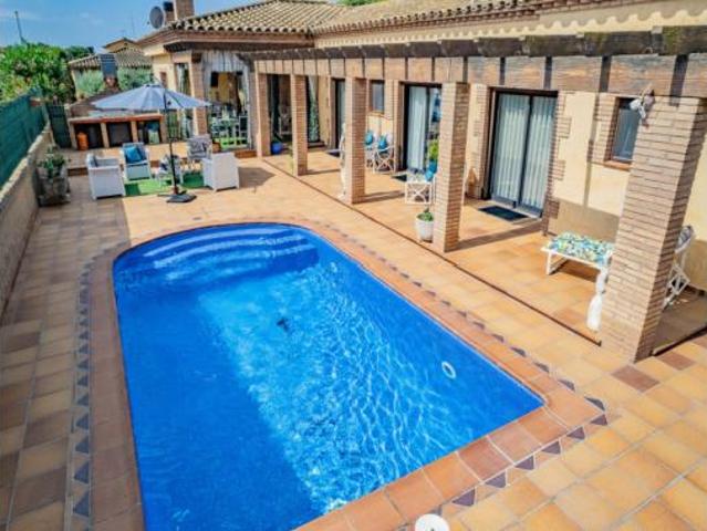 Casa en venta en Alt Empordà, Catalunya