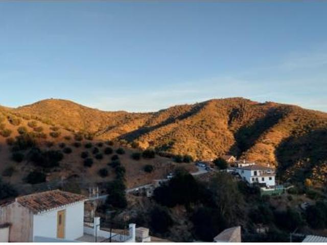 Casa en venta en Totalán