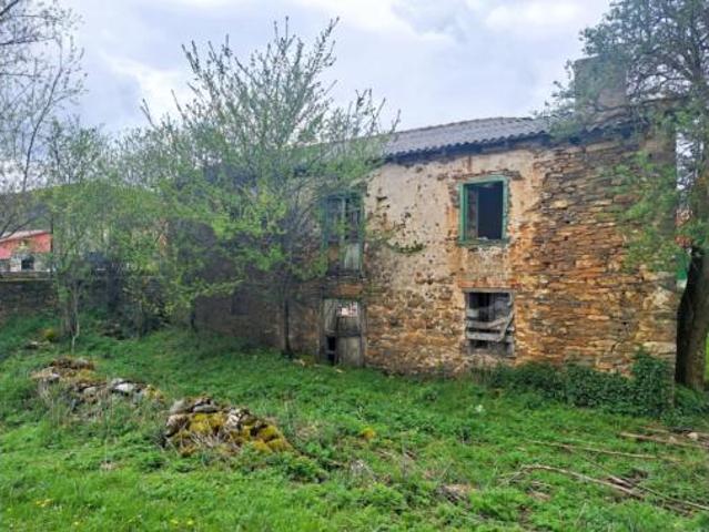 Casa en venta en Triollo, Castilla y León