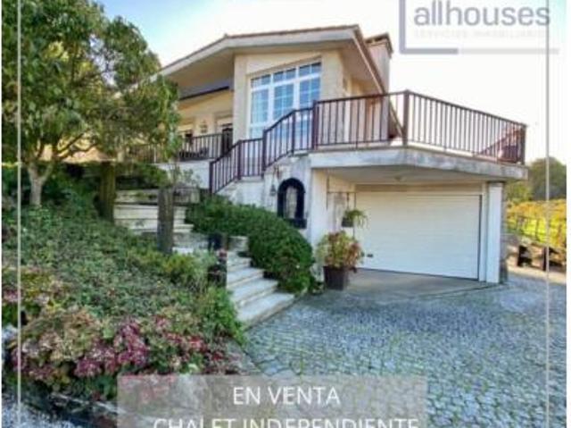 Casa en venta en Tui, As Chans do Carrasco